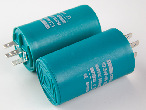 12,5мкф 450VAC 5% (40Х70) CBB60-A КЛЕММЫ пусковой конденсатор FARATON CBB60-A1255J450V040070