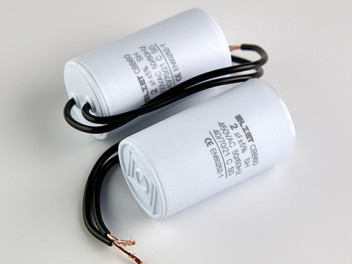2мкф 450VAC 5% (30Х50) 50-60Hz CBB60-K гибк.выв. пусковой конденсатор LZB60-KV45C002S030050, ELZET