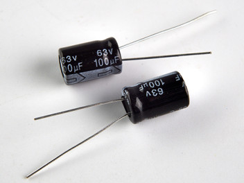 100мкф 63в 105° CD11 ...