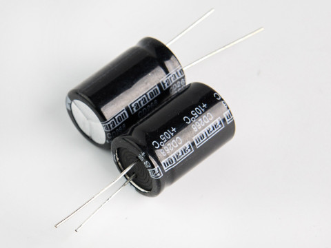 82мкф 400в 105° CD268 (18х25) конденсатор FARATON CD268820401M1825